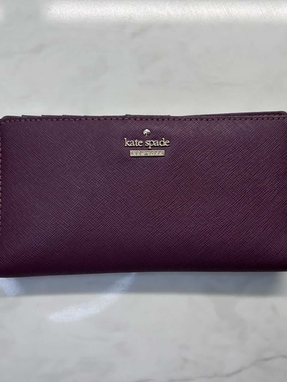 Kate Spade Stacy Mahogany bifold wallet